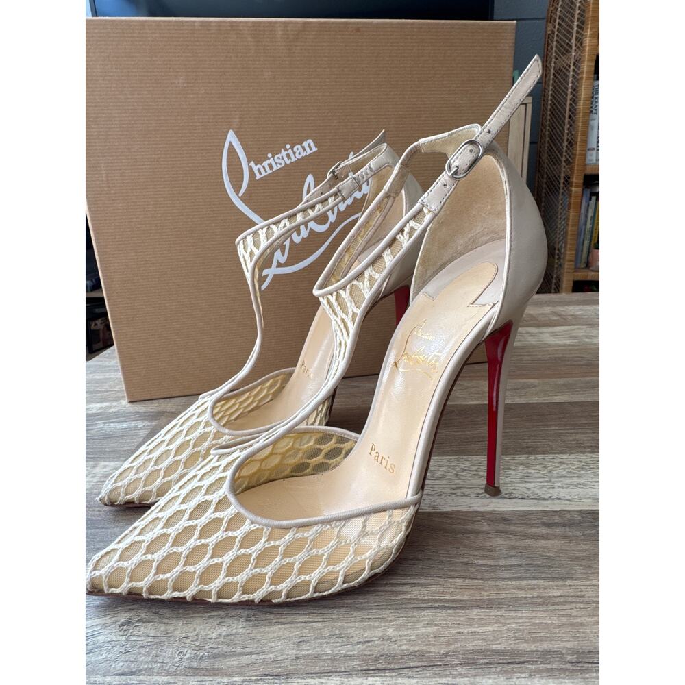 CHRISTIAN LOUBOUTIN Salonu 100 Embroidered Mesh and Leather Pumps - Picture 5 of 11